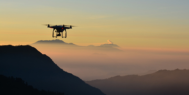 Wie Unternehmen mit Drohnen Kosten senken können